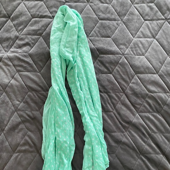 Scarf - Picture 1 of 1